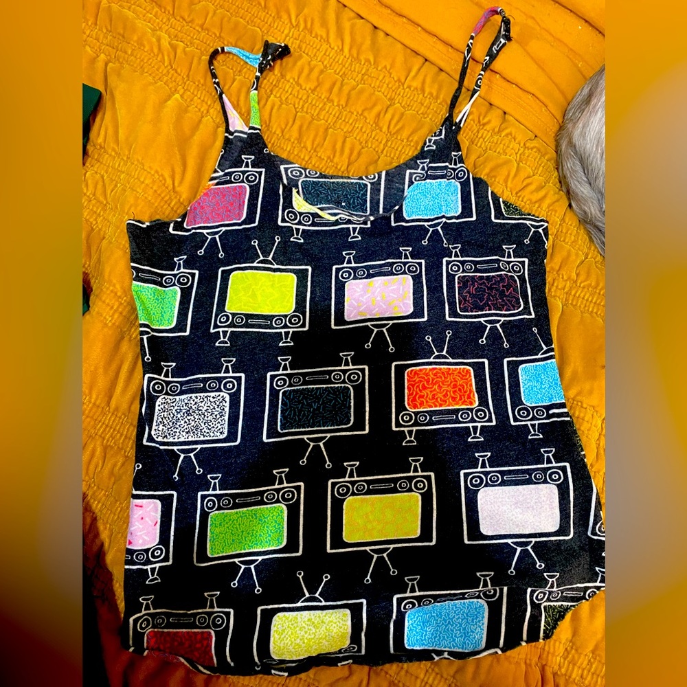 Retro tv tank top, size small